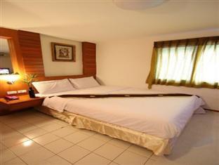 Aparthotel Pk Mansion Phuket Esterno foto