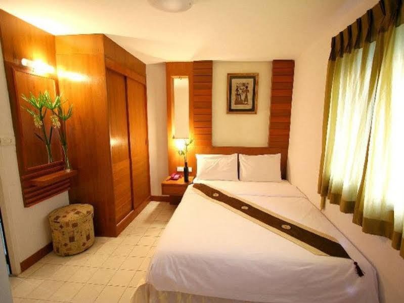 Aparthotel Pk Mansion Phuket Esterno foto