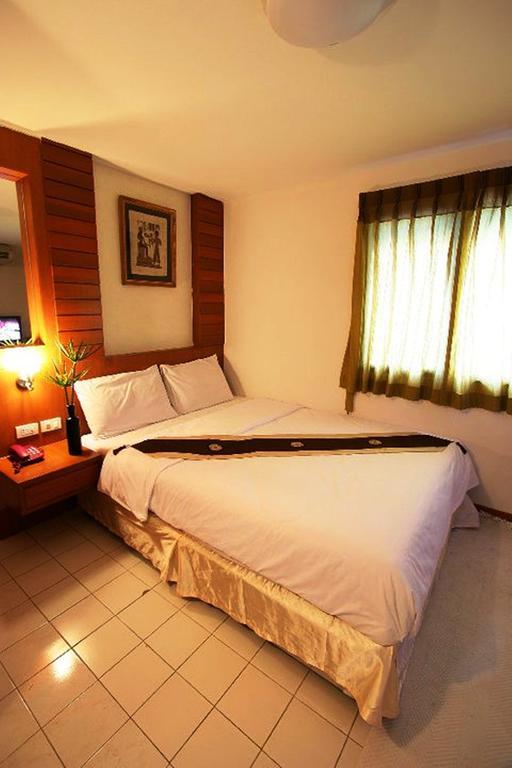 Aparthotel Pk Mansion Phuket Esterno foto