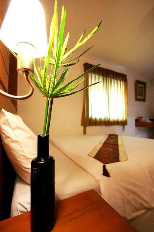 Aparthotel Pk Mansion Phuket Esterno foto
