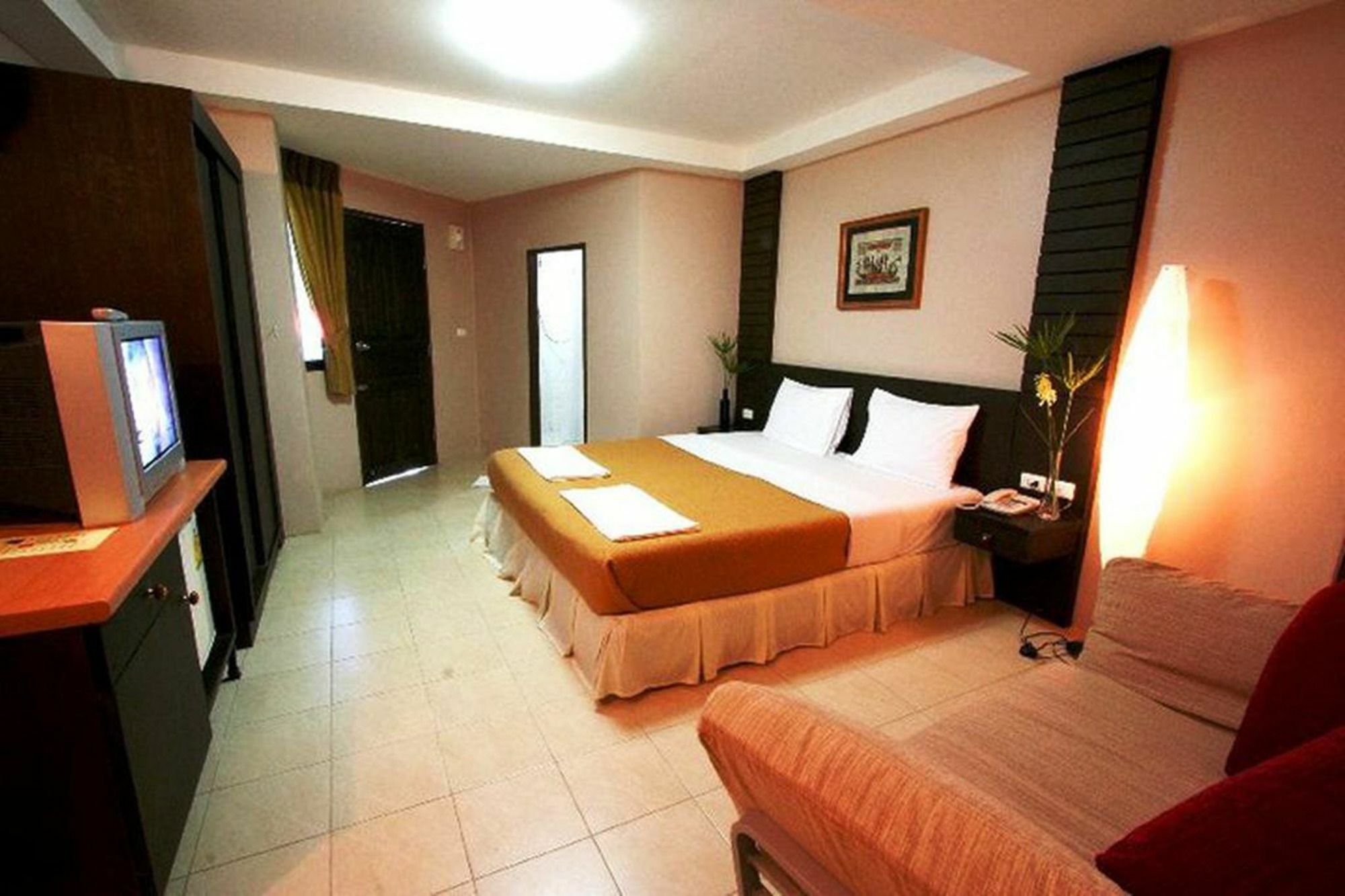 Aparthotel Pk Mansion Phuket Esterno foto